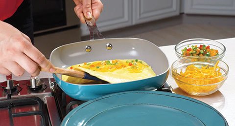 Valor 1.75 Qt. Galaxy Blue Enameled Cast Iron Sauce Pan with Cover